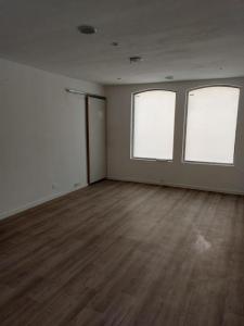 Louer Commerce Cavaillon 3840 euros