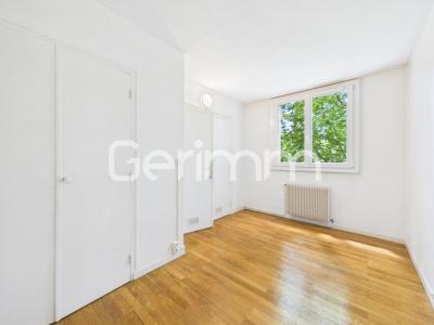 For sale Grenoble 2 rooms 45 m2 Isere (38100) photo 3