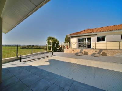 For sale Saint-germain-au-mont-d'or 6 rooms 168 m2 Rhone (69650) photo 0