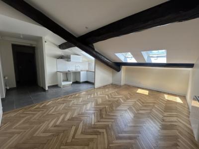 Louer Appartement 51 m2 Lyon-2eme-arrondissement