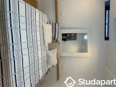 For rent Asnieres-sur-seine 2 rooms 40 m2 Hauts de Seine (92600) photo 1