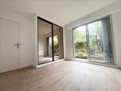 For rent Asnieres-sur-seine 2 rooms 59 m2 Hauts de Seine (92600) photo 3
