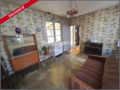 For sale Saint-jean-d'angely 68 m2 Charente maritime (17400) photo 2