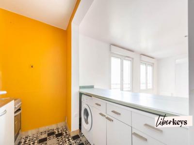 For sale Montigny-le-bretonneux 2 rooms 40 m2 Yvelines (78180) photo 2