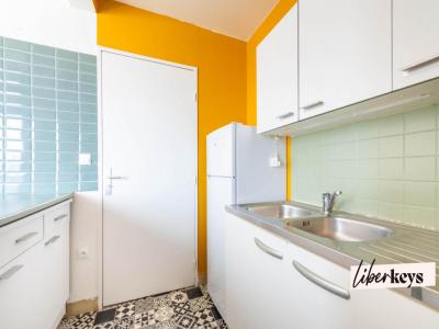 For sale Montigny-le-bretonneux 2 rooms 40 m2 Yvelines (78180) photo 4