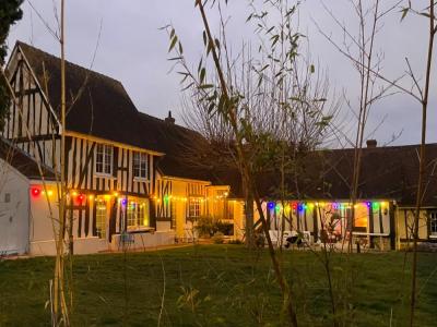 For rent Aubevoye LE-VAL-D'HAZEY 5 rooms 200 m2 Eure (27940) photo 0