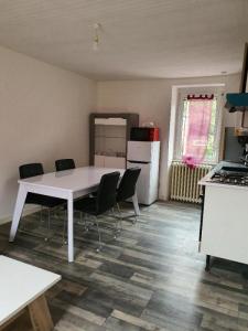 For rent Landivisiau 2 rooms 40 m2 Finistere (29400) photo 3