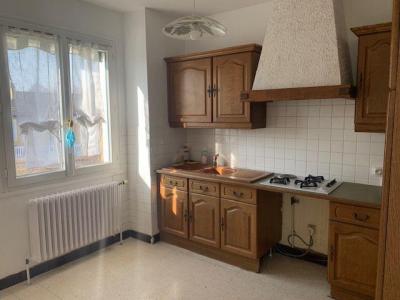 For rent 5 MINUTES DE SENS 6 rooms 118 m2 Yonne (89100) photo 1