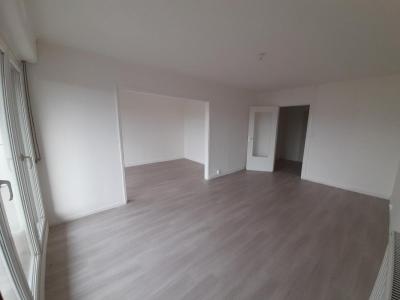Louer Appartement 79 m2 Mirecourt
