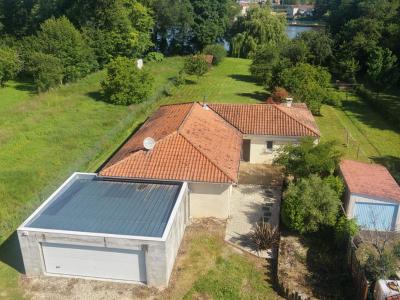 For sale Touvre 6 rooms 141 m2 Charente (16600) photo 0