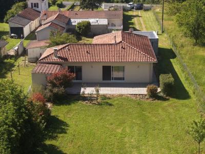 For sale Touvre 6 rooms 141 m2 Charente (16600) photo 2