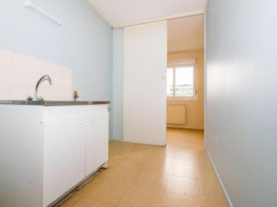 For rent Digoin 1 room 37 m2 Saone et loire (71160) photo 2