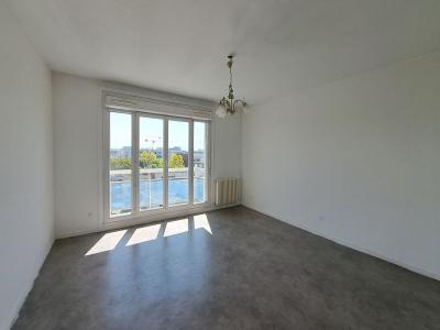 For sale Vaulx-en-velin 3 rooms 63 m2 Rhone (69120) photo 1