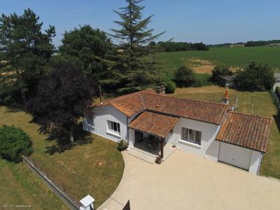 For sale Charroux 4 rooms 80 m2 Vienne (86250) photo 0