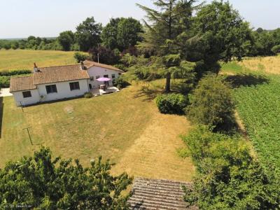 For sale Charroux 4 rooms 80 m2 Vienne (86250) photo 1