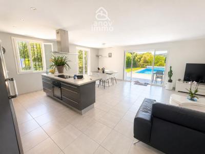 For sale Beausset 5 rooms 130 m2 Var (83330) photo 1