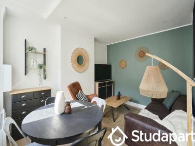 Louer Appartement 9 m2 Lille