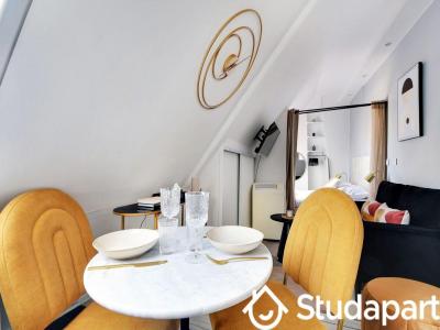 Annonce Location 2 pi�ces Appartement Paris-8eme-arrondissement 75