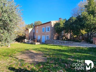 For sale Flassans-sur-issole 21 rooms 550 m2 Var (83340) photo 2