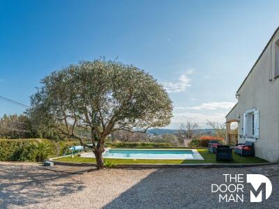 For sale Flassans-sur-issole 7 rooms 138 m2 Var (83340) photo 2