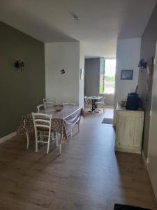 For rent Tourne 3 rooms 82 m2 Gironde (33550) photo 1