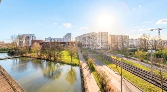 For rent Bordeaux 4 rooms 81 m2 Gironde (33000) photo 0