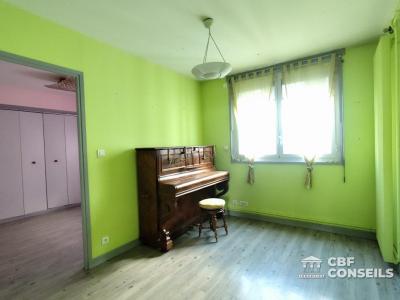 For sale Clermont-ferrand 6 rooms 130 m2 Puy de dome (63000) photo 2