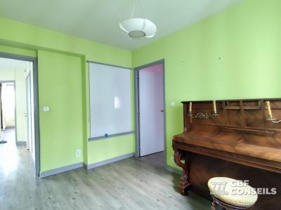 For sale Clermont-ferrand 6 rooms 130 m2 Puy de dome (63000) photo 3