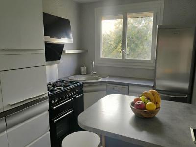 For sale Tours 3 rooms 68 m2 Indre et loire (37000) photo 2