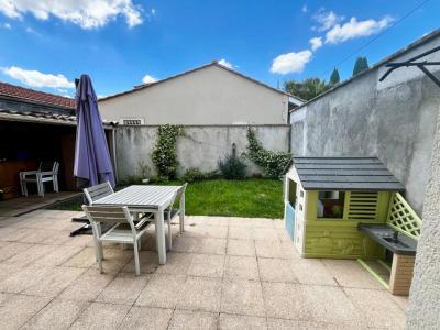 For sale Cenon 4 rooms 102 m2 Gironde (33150) photo 0