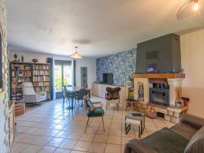 Acheter Maison 152 m2 Saint-hilaire-de-court