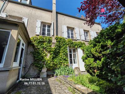 For sale Dreux 8 rooms 186 m2 Eure et loir (28100) photo 0