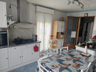 Acheter Maison Saint-medard-de-guizieres 147700 euros