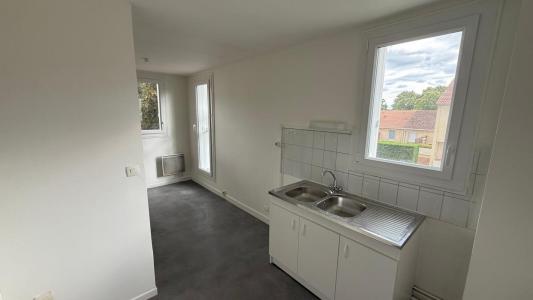 For sale Combs-la-ville 3 rooms 77 m2 Seine et marne (77380) photo 2
