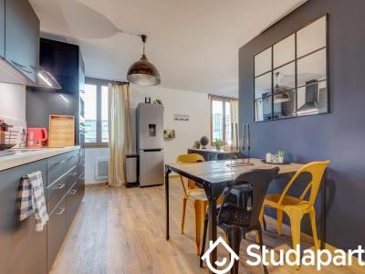 Louer Appartement 9 m2 Lyon-8eme-arrondissement