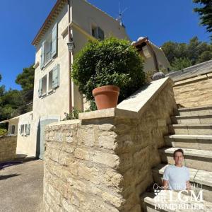 For sale Beaucaire 7 rooms 211 m2 Gard (30300) photo 2
