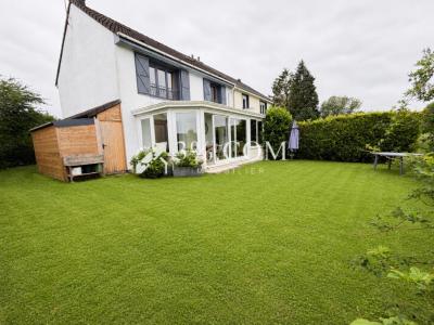 For sale Phalempin 5 rooms 126 m2 Nord (59133) photo 0
