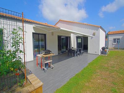 For sale BILLONNI�RE 5 rooms 157 m2 Vendee (85150) photo 0