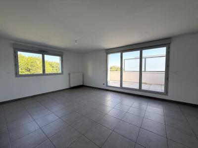 Acheter Appartement 71 m2 Roche-la-moliere