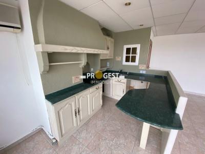 For rent Aix-en-provence 3 rooms 71 m2 Bouches du Rhone (13090) photo 2