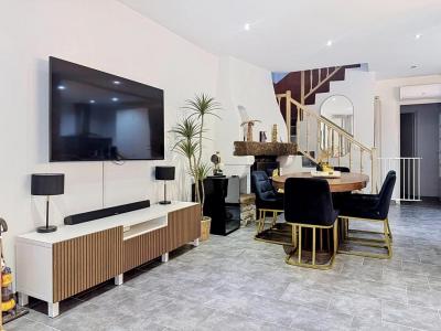 For sale Levens 4 rooms 115 m2 Alpes Maritimes (06670) photo 2