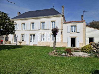 For sale Breuil-la-reorte 10 rooms 245 m2 Charente maritime (17700) photo 0