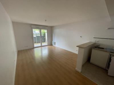 For rent Nantes 1 room 32 m2 Loire atlantique (44300) photo 0