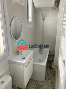 Louer Appartement Paris-18eme-arrondissement 870 euros