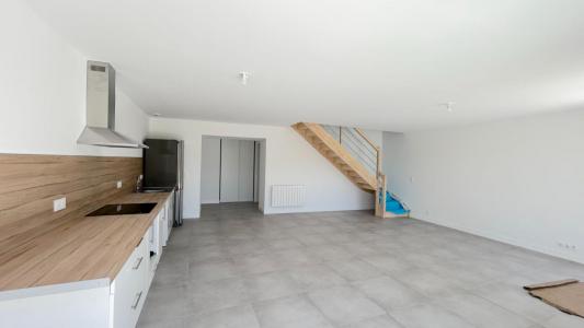 Louer Maison 137 m2 Saint-andre-de-cubzac