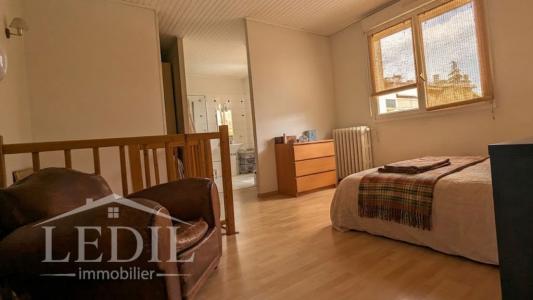 For sale Agen 5 rooms 146 m2 Lot et garonne (47000) photo 4