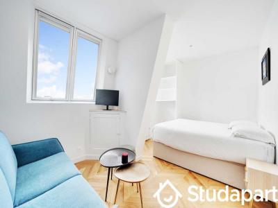 For rent Paris-8eme-arrondissement 1 room 20 m2 Paris (75008) photo 0