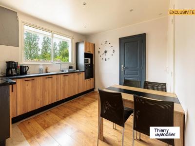 For sale Reze 6 rooms 125 m2 Loire atlantique (44400) photo 4