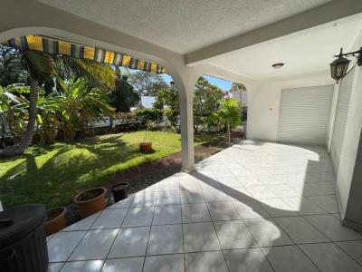Louer Appartement 111 m2 Sainte-marie
