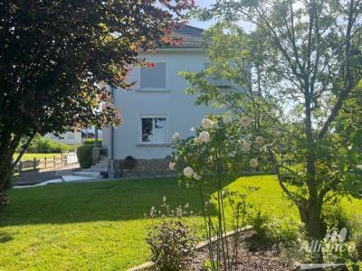 For sale Pretiere 5 rooms 151 m2 Doubs (25250) photo 1